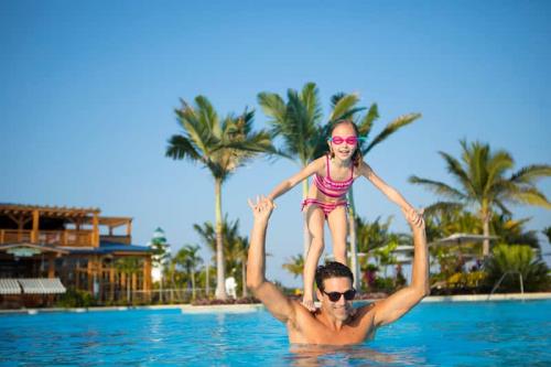 10 Things to Pack When You're Cruising with Kids