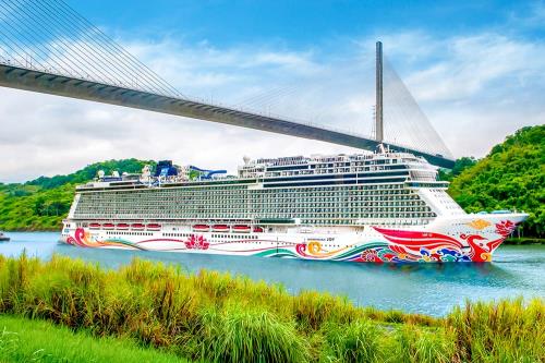 2024 Panama Canal Cruises: Explore Peru, Guatemala & Mexico