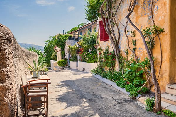 Cruise to quaint towns in Athens