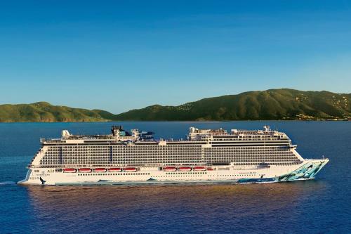 Ship Guide: Top Things to Do on Norwegian Bliss