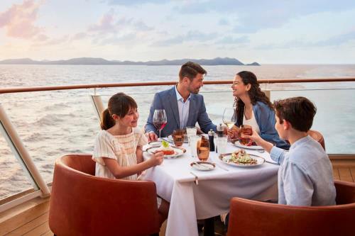 Thanksgiving Cruises: The Best Places to Cruise in November