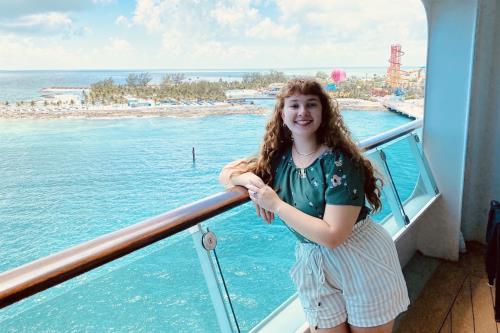 A Teen Who’s Cruised 50 Times Gives Her Best Tips