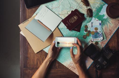 Holiday Gift Guide: Top Travel Gadgets