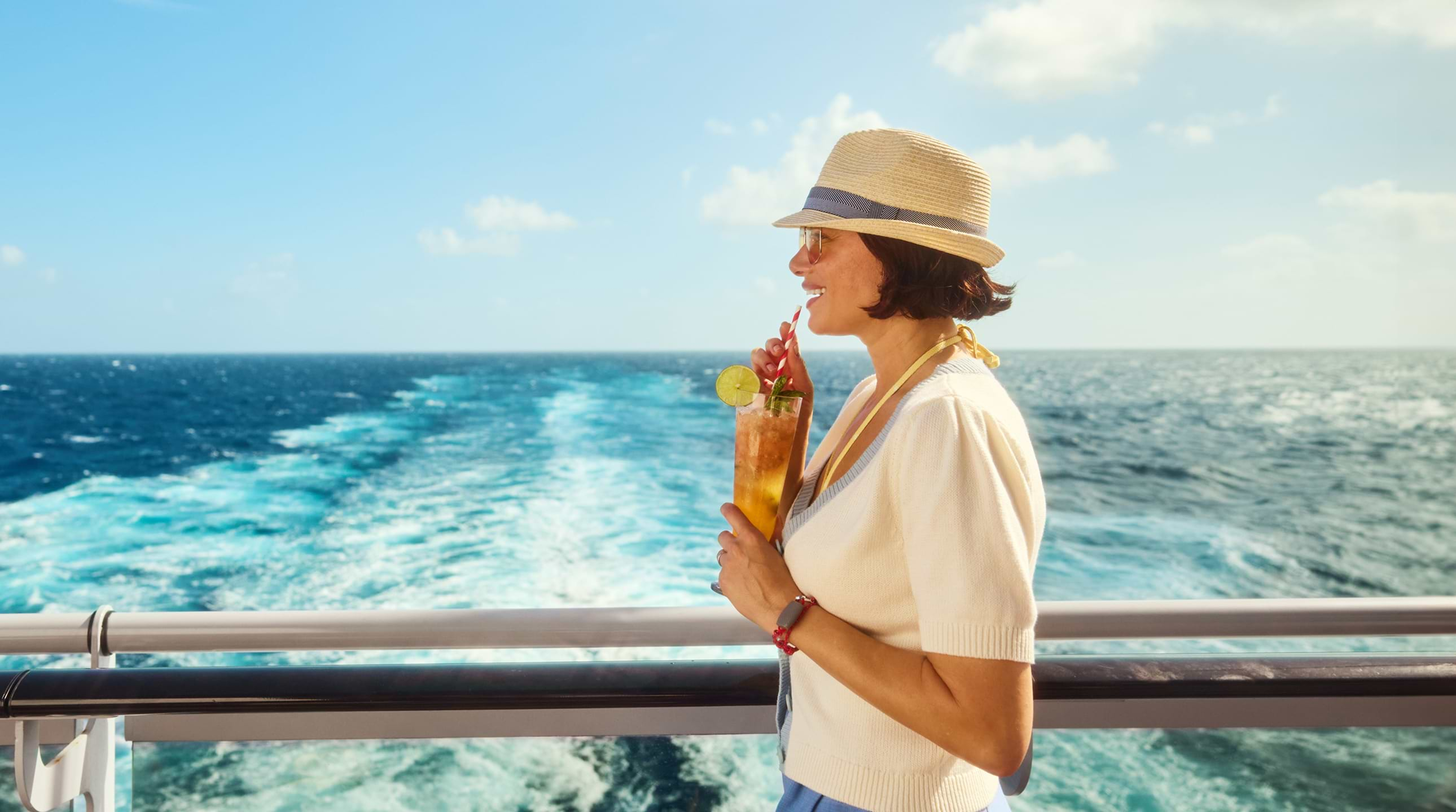 The top 10 wellness & fitness benefits to enjoy on a cruise.