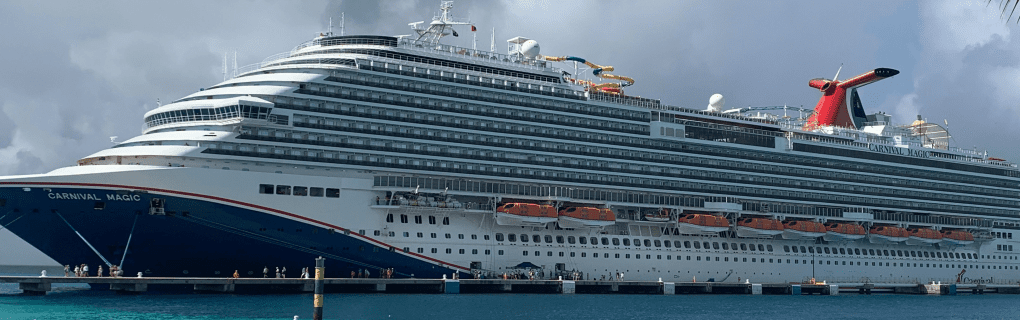 Best Travel agency for cruises in Arkansas. Use the cruise travel agent experts at Vincent Vacations travel agency. They have cruise agents in Arkansas ready to help. In travel since 2002, Vincent Vacations has the best cruise travel agents certified and awarded in ocean cruises, river cruises, expedition cruises, yacht style, sailing vacations and more.