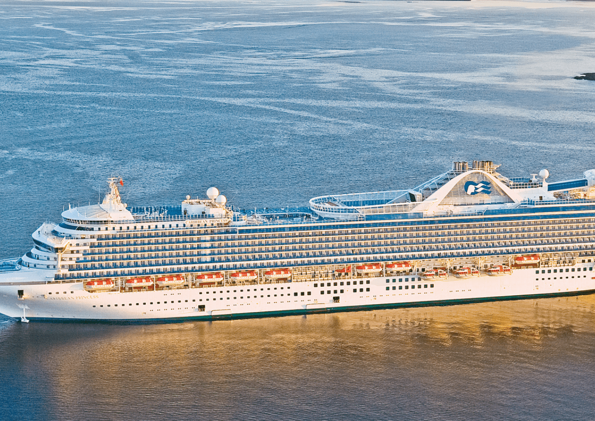 become a travel agent in kansas